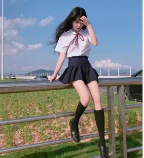 老师别反抗了下面已经很涨了  不 不能这样 我是你老师