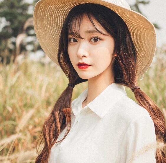 下课后爱的辅导课 极品美女老师单独在教室里的秘密