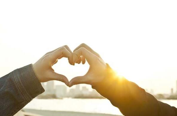 红颜蓝颜真是知己吗 男人与女人哪一种关系是暧昧的行为呢?