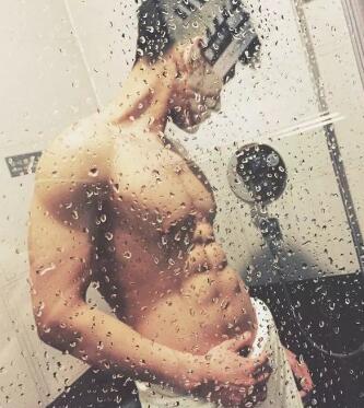 老师再来一次吧 我们试一下能不能进去 老师你好太大了我坐不下