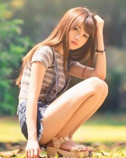 口述我和老头性过程小说 老汉在瓜棚里玩二个丫头