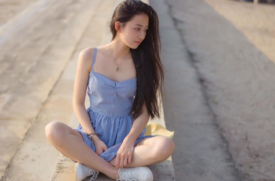 学霸让学渣边做题边h苏苏|女友开始随着他的节奏动了起来