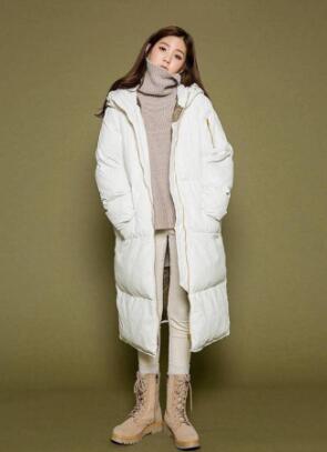 五种羽绒服搭配法潮爆今冬 大冬天也可以美美地出门啦