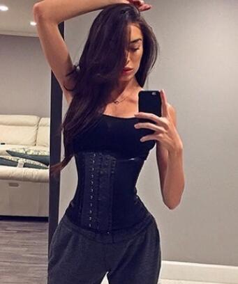 乖别害羞把腿张开宝贝|让老哥满足你吧，肯定会让你很舒服的