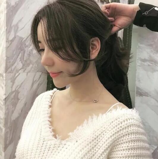 网红八字刘海发型这么受欢迎，到底有多好看呢