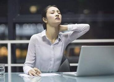 白领女性久坐易致7大问题 如何解决久坐问题