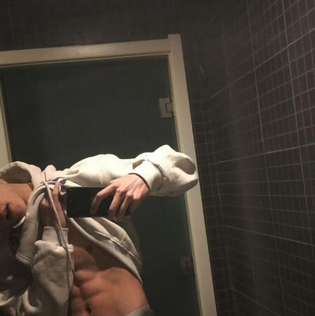 宝贝儿,顶得你舒服吗 么公的好大好硬好深好爽想要