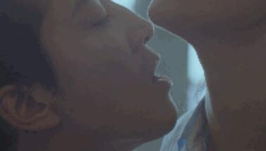 农村晚上听床，炕上喘气声音，惊醒了血气方刚的少年