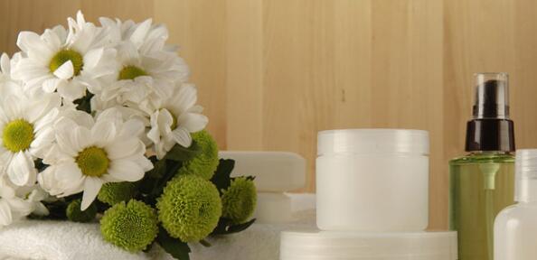 先用沐浴露还是先用磨砂膏 用磨砂膏的注意事项