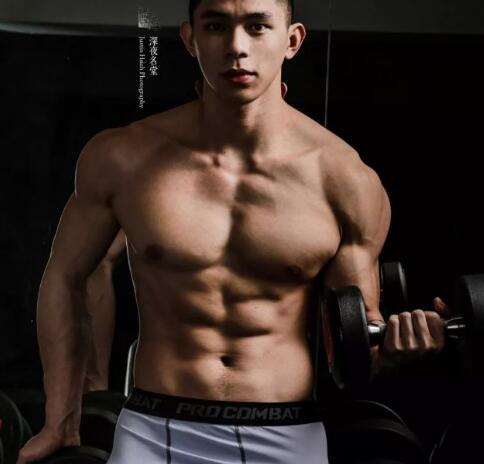 陈艳和黑人教练小说 吸紧了不许流出来 啊轻点 你好大