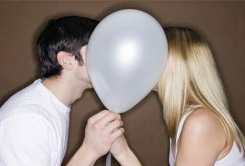 污到你湿透的小黄文 从卧室干到浴室打开腿