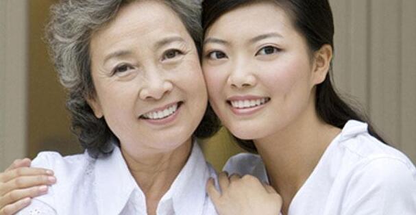 见不得儿子媳妇好，奇怪的心里 婆媳关系那点事，你能左右逢源吗？