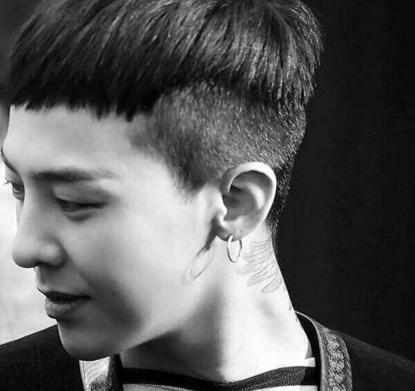 权志龙因一张照片遭漫骂 BIGBANG队长权志龙正式退伍