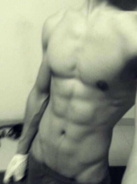 把手伸进她宽松的衬衣搓揉她高耸的柔软_翁熄粗大第二篇十四章