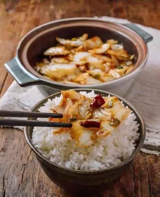 大白菜的营养价值 大白菜怎么做好吃 大白菜有黑点能吃吗