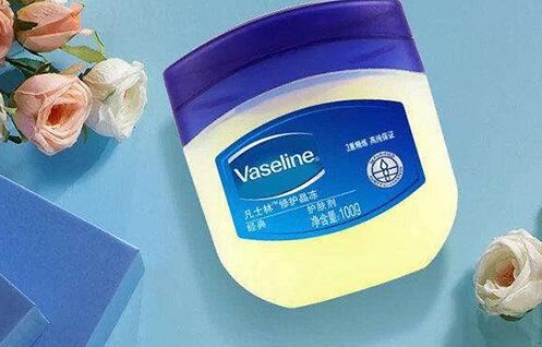 冬天用甘油好还是凡士林好 甘油和凡士林的区别