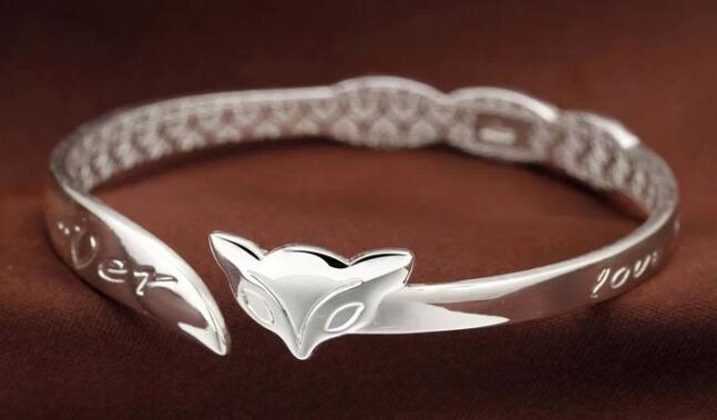 银手镯越易变形纯度越高吗？银镯子变形了怎样弄圆