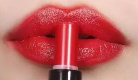 口红可以用洗面奶卸吗 会不会有什么不好呢？