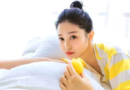 师傅太大了做不下去啊 不要哈太大啦塞不下去 两个师傅我的下面好小