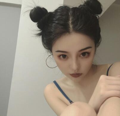 ...呜呜小妖精自己动坐下去_撑裂湿润狭窄的花瓣口