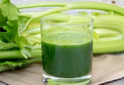 芹菜根泡水喝的功效 芹菜根的消炎作用