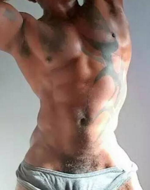 章厨房突然挺入_很大,很烫，这种规模她还从来没见过