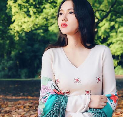 公车上被猛烈的进出 好紧 好湿 硬的不行