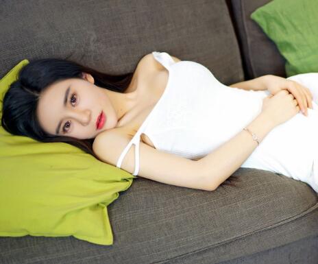 把腿驾到肩膀上很深吗*捧起丰盈送到他口中