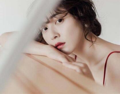 美女校花把我夹得好爽 在宿舍强奷清纯校花