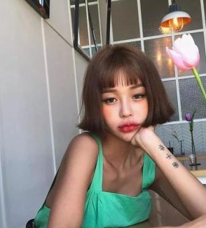 我被老男人夺走了第一次 塞着今天不许拿出来