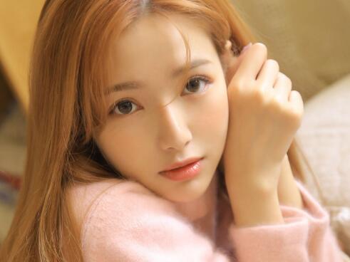 小妖精转过去翘起来：折磨到她哭着喊着求饶