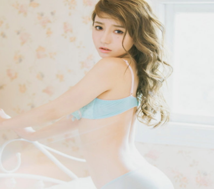 硬邦邦的滚烫烫的浓液全被硕大堵在花壶里