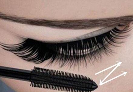 刷睫毛想更浓更密更翘！这些方法记起来