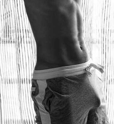 姐夫你的太大了我难爱，男主叫陈辉女主叫苏雪的小说