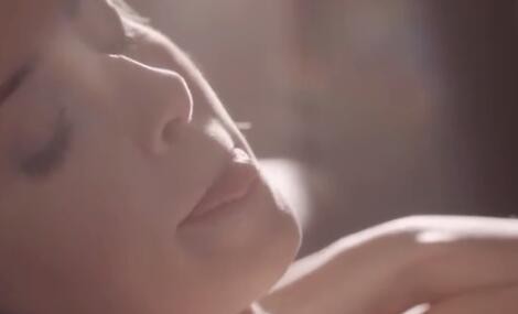 身下被韩绮的小手给抓握住,直让李苏兴奋的差点吼出来|韩绮李苏全文精彩