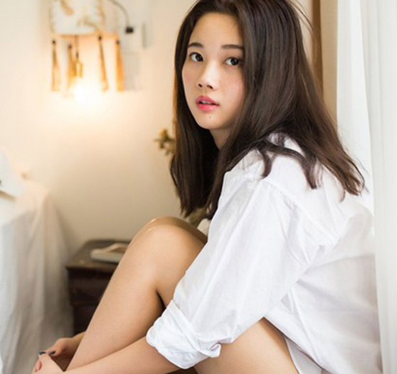 小姨子的骚b诱惑 我很大直到干的她腿软喷水