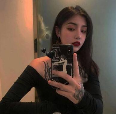 乖趴下乖把腿张开的 腰一沉巨龙一下挺近去了