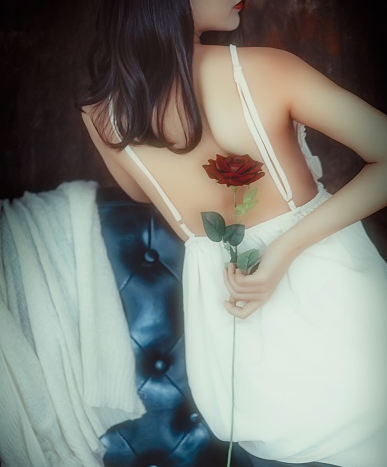 宝贝别忍着喷出来 一滴都不许漏出来 小东西别流出来