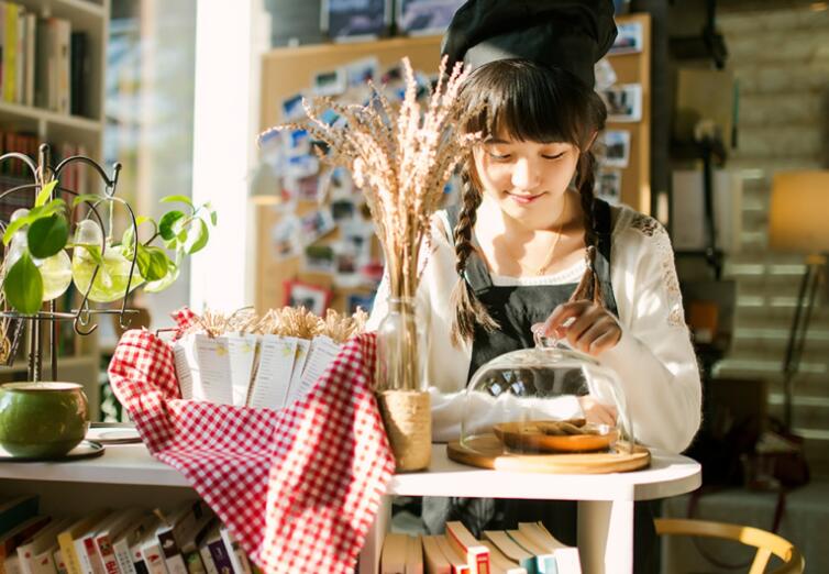 玩弄已婚人妇做爰小说 他昨晚弄了三四次还想要