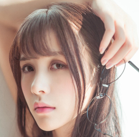 医生可不可以帮帮我 我不进去我就在洞口蹭蹭