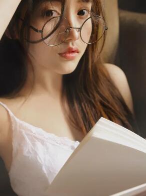 老板性无能，替老板对老板娘播种，小说陈总让我上老板娘