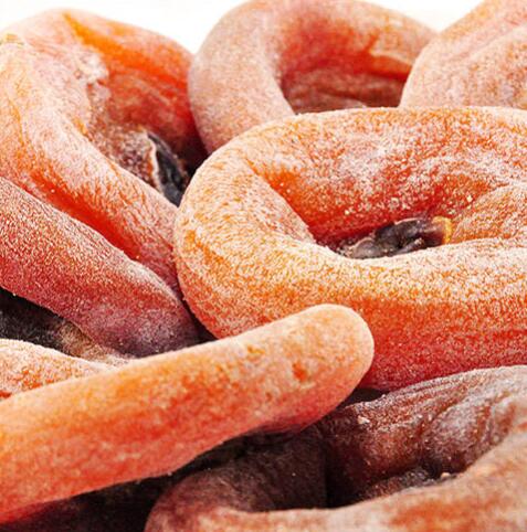 柿饼比柿子热量高 减肥期间可不可以吃柿饼