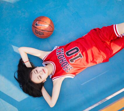 乖叫出来别忍着叫出来 口述出差那晚的疯狂艳遇