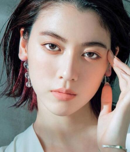 高光有必要用吗 化淡妆需要高光吗