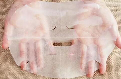 油性皮肤好久敷一次面膜呢|面膜用热水泡好吗？