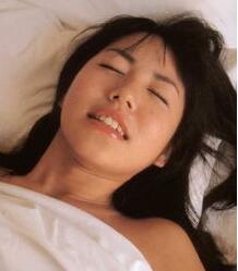 从前面动插图前如有声音 女朋友喜欢在我上面自己动