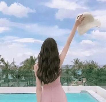 浴桶里花瓣一张一合撑到极致|和男朋友车上那个