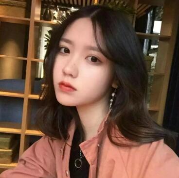 在教室里做的小黄文|我征服了岳的一家