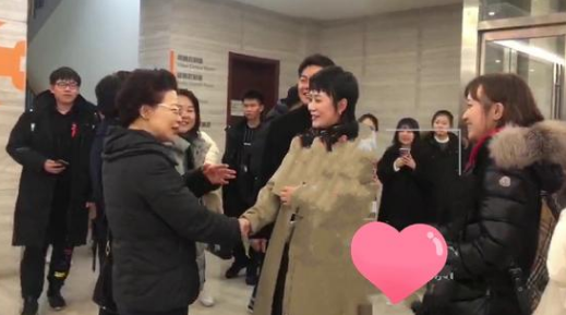 马丽承认怀孕 沈腾装傻充愣送祝福遭调侃