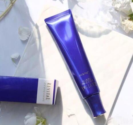 颈霜真的有用吗？什么颈霜效果好 颈霜怎么涂才正确